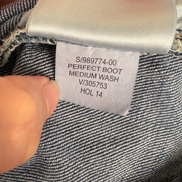 Gap 1969 Perfect Boot Cut Women’s Size 26S Cotton Poly Blend Medium Wash Jeans - Picture 12 of 12